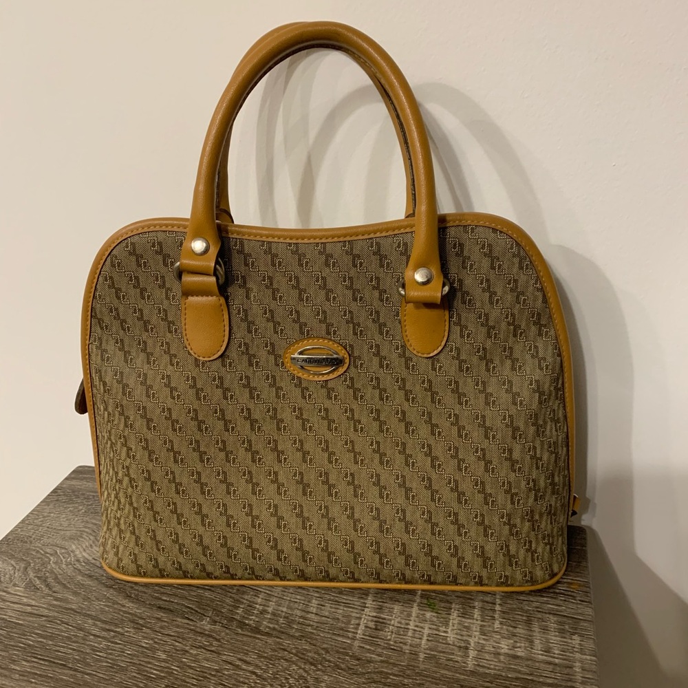 Carryland Classic Top Handle Satchel-Style Handbag